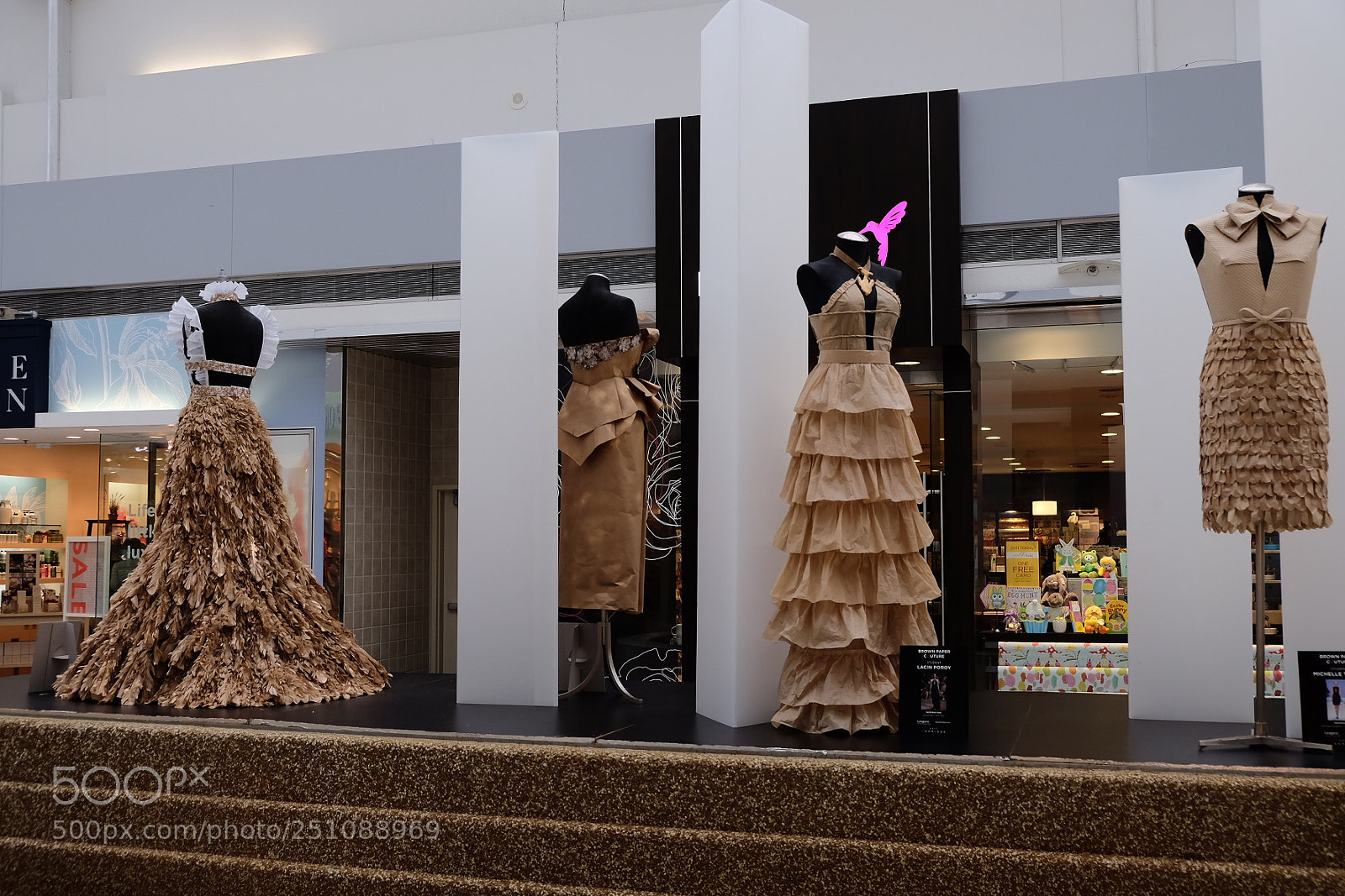 Fujifilm X-T10 sample photo. Oakridge mall photography