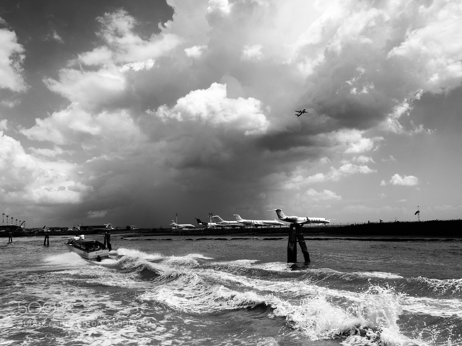 Olympus PEN-F sample photo. Black & white photography