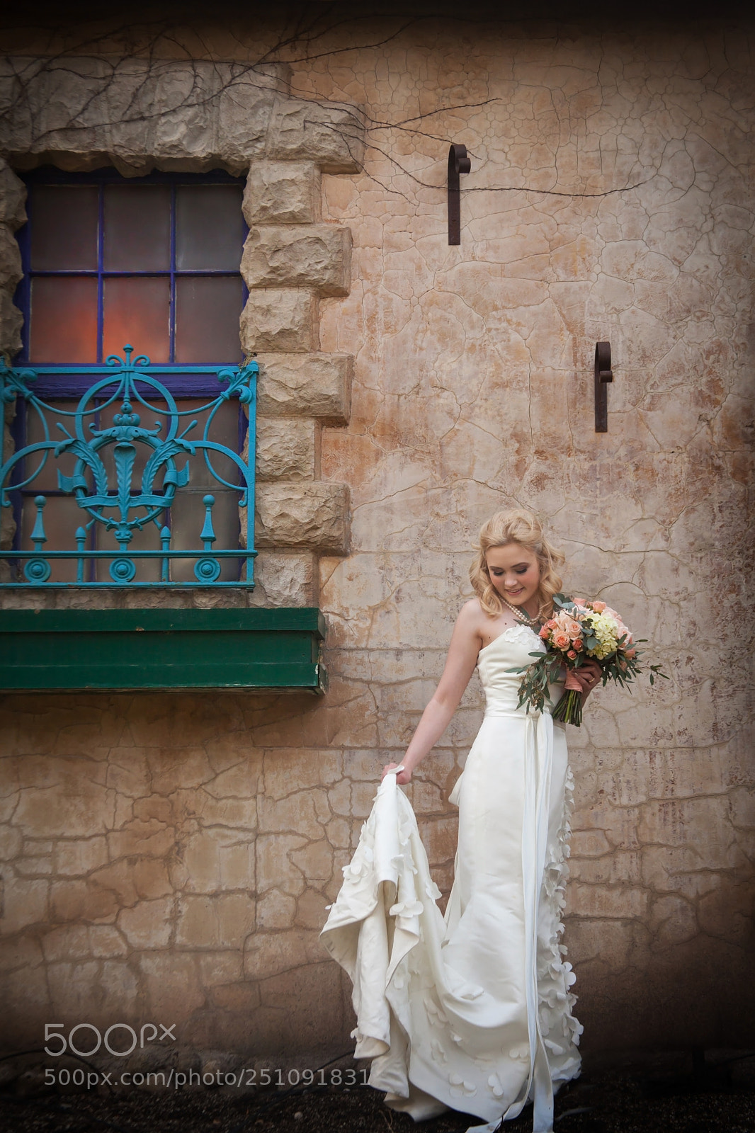 Canon EOS 5D Mark II sample photo. Soft bridal romance photography