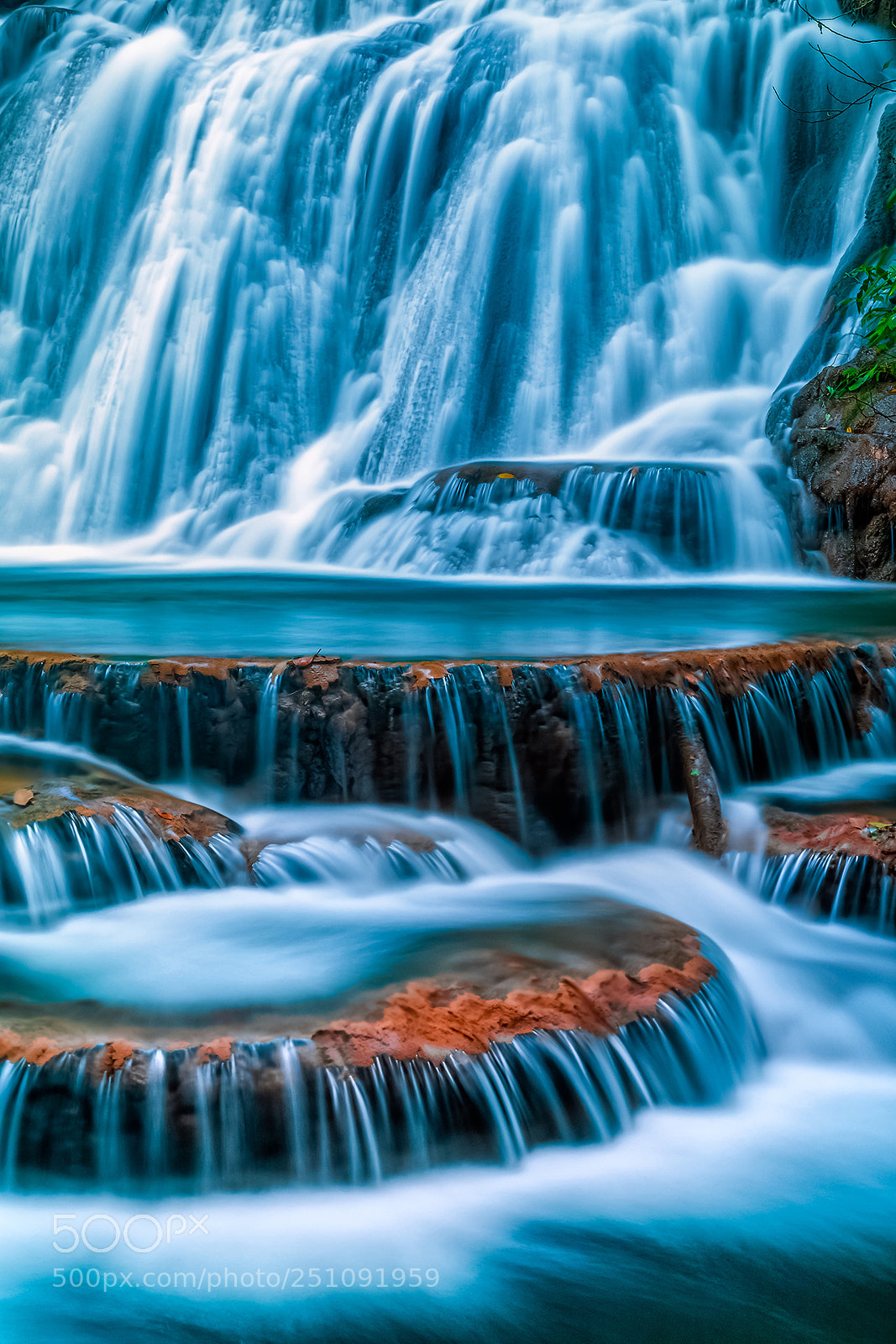 Canon EOS 5D Mark IV sample photo. Bluewaterfall photography