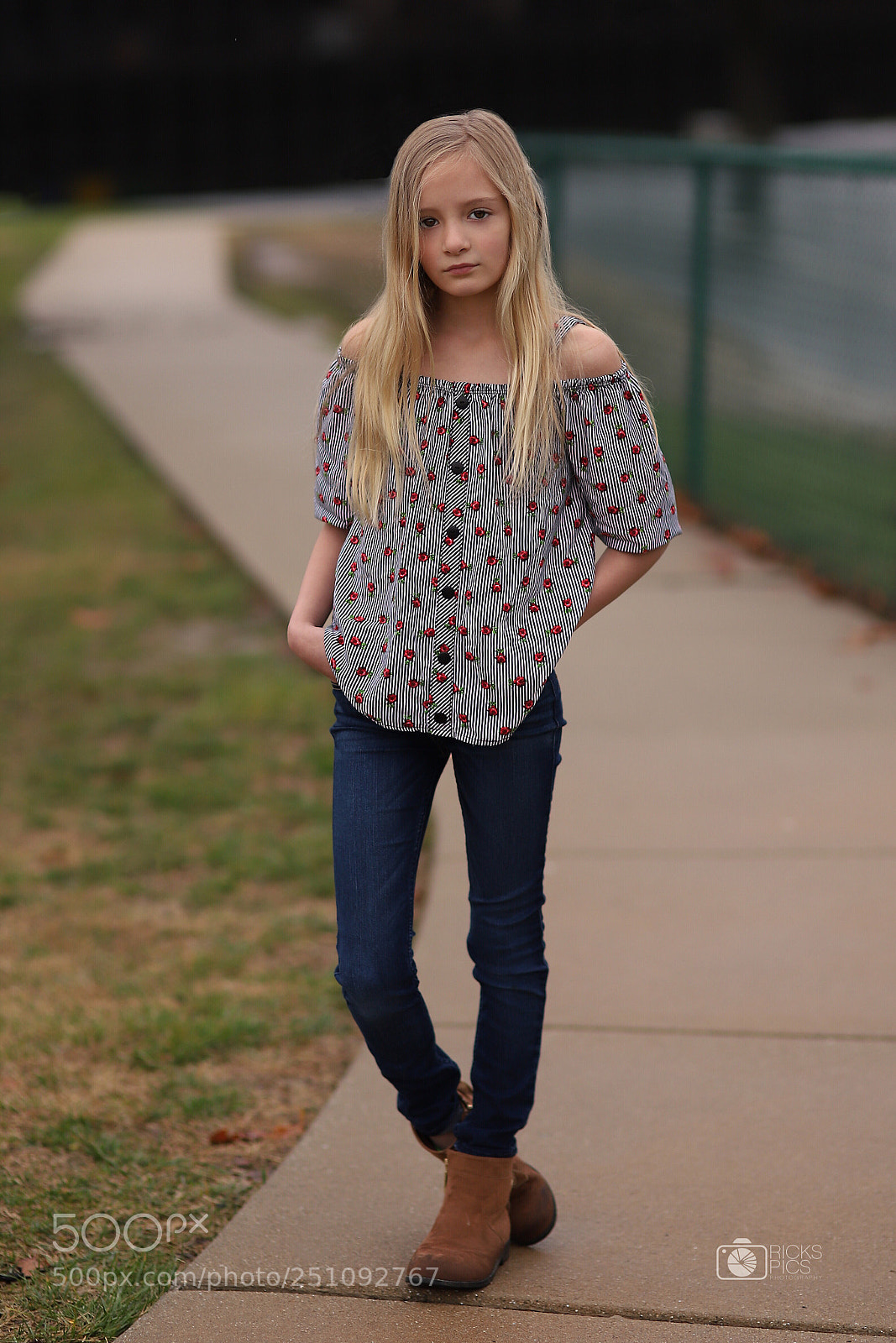 Canon EOS 6D Mark II sample photo. Rainy days photography