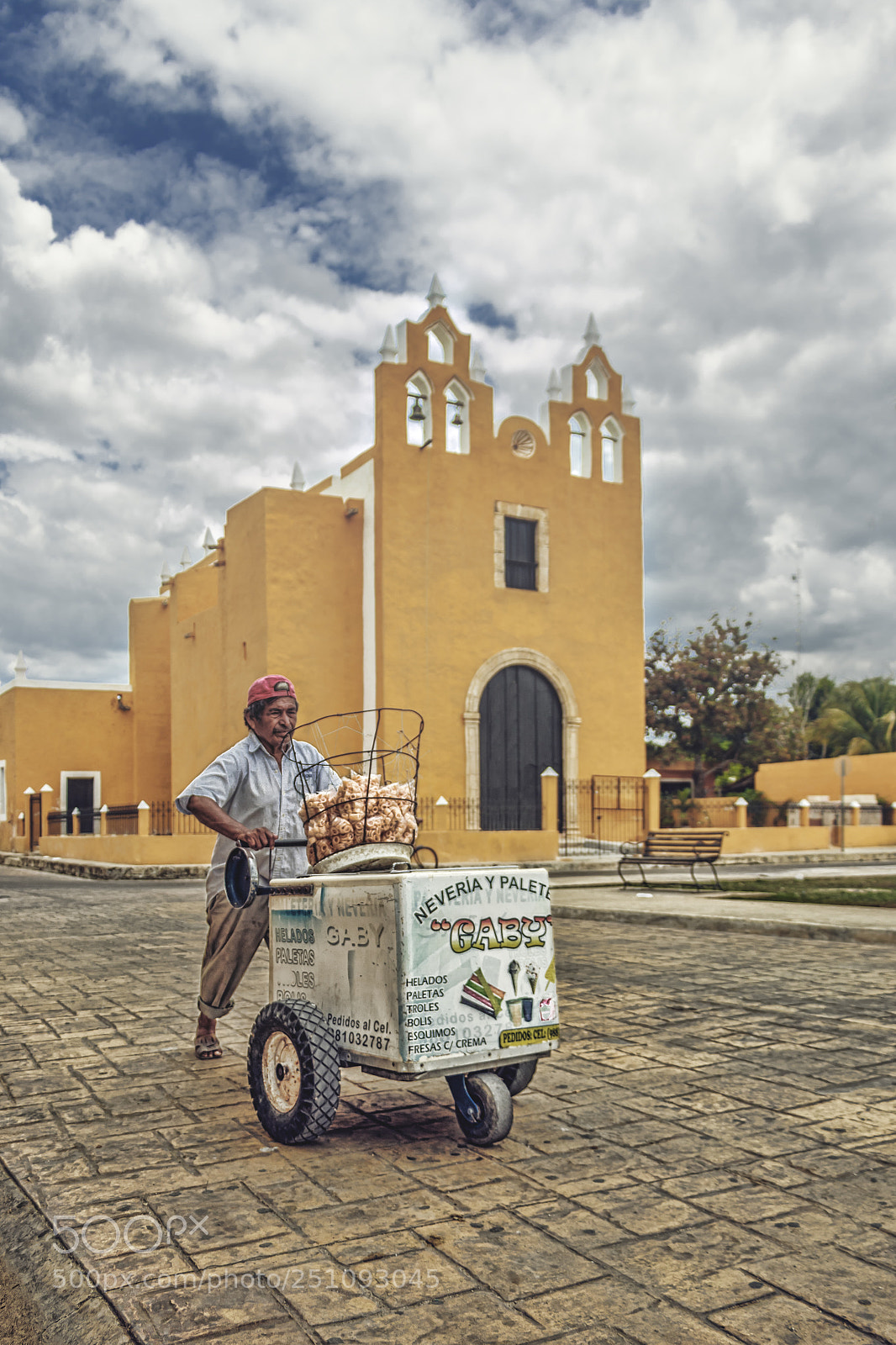 Canon EOS 70D sample photo. Izamal photography
