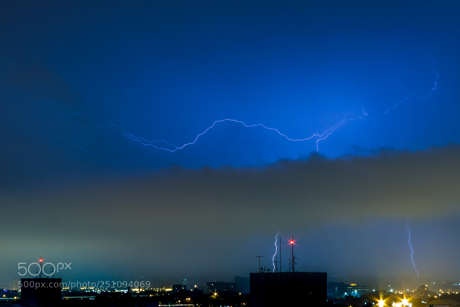 Canon EOS 1200D (EOS Rebel T5 / EOS Kiss X70 / EOS Hi) sample photo. Thunder and lightning photography