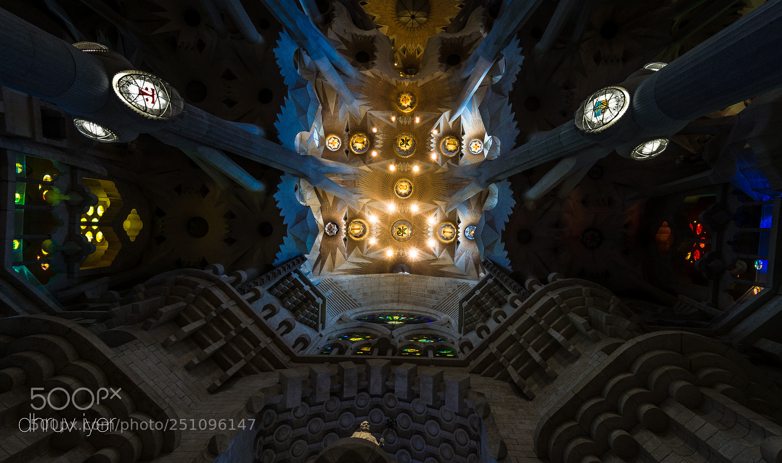 Nikon D7100 sample photo. Gaudy roof photography