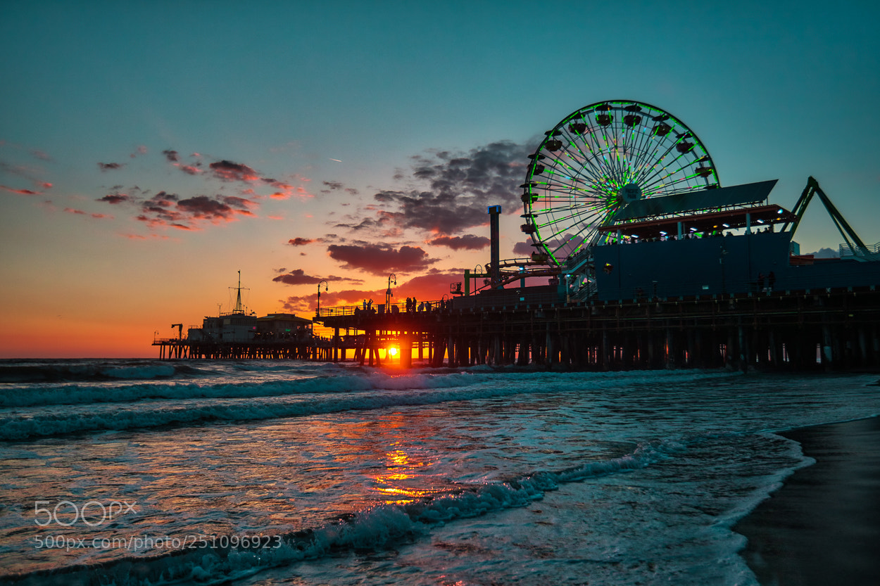 Canon EOS 5D Mark II sample photo. Santa minica sunset photography