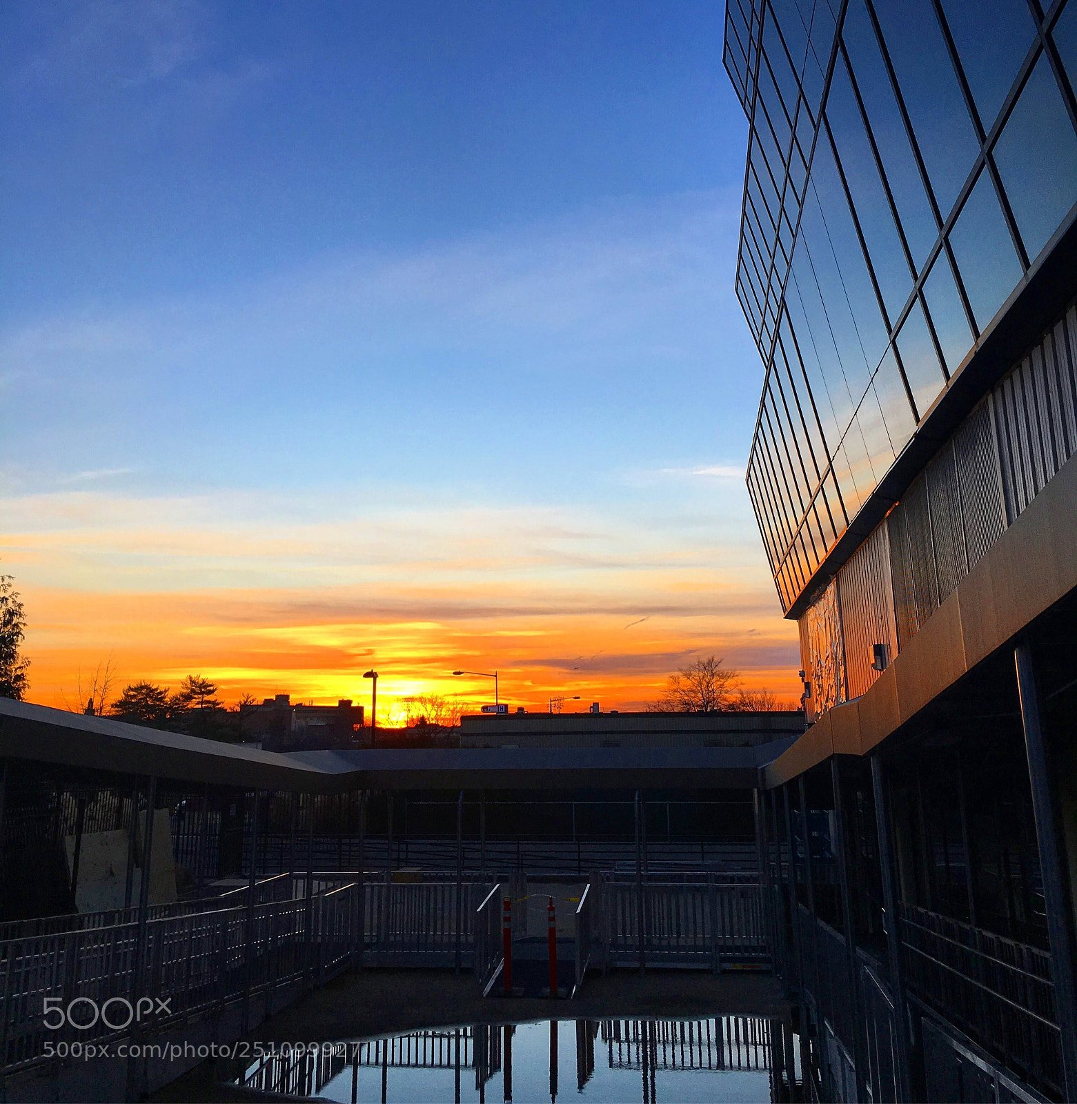 Apple iPhone 6s sample photo. Sunset in the city photography