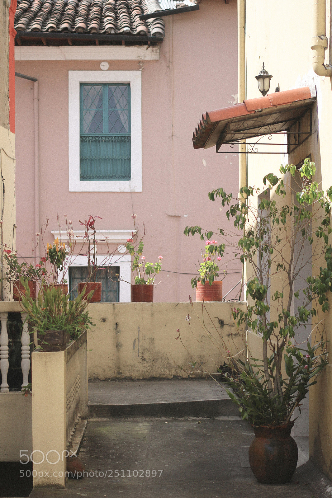 Canon EOS 100D (EOS Rebel SL1 / EOS Kiss X7) sample photo. Quito photography