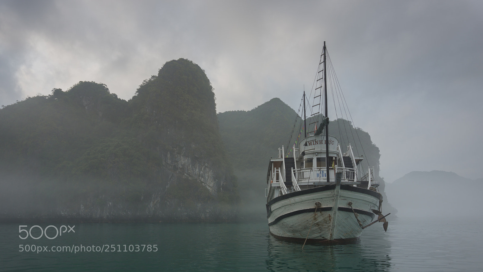 Sony a5100 sample photo. Legacy boat photography
