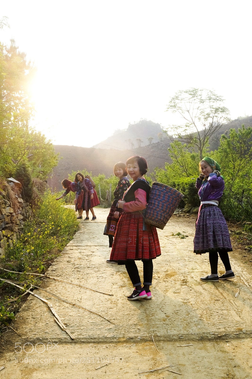 Fujifilm X-T10 sample photo. Disguised as ethnic girls photography