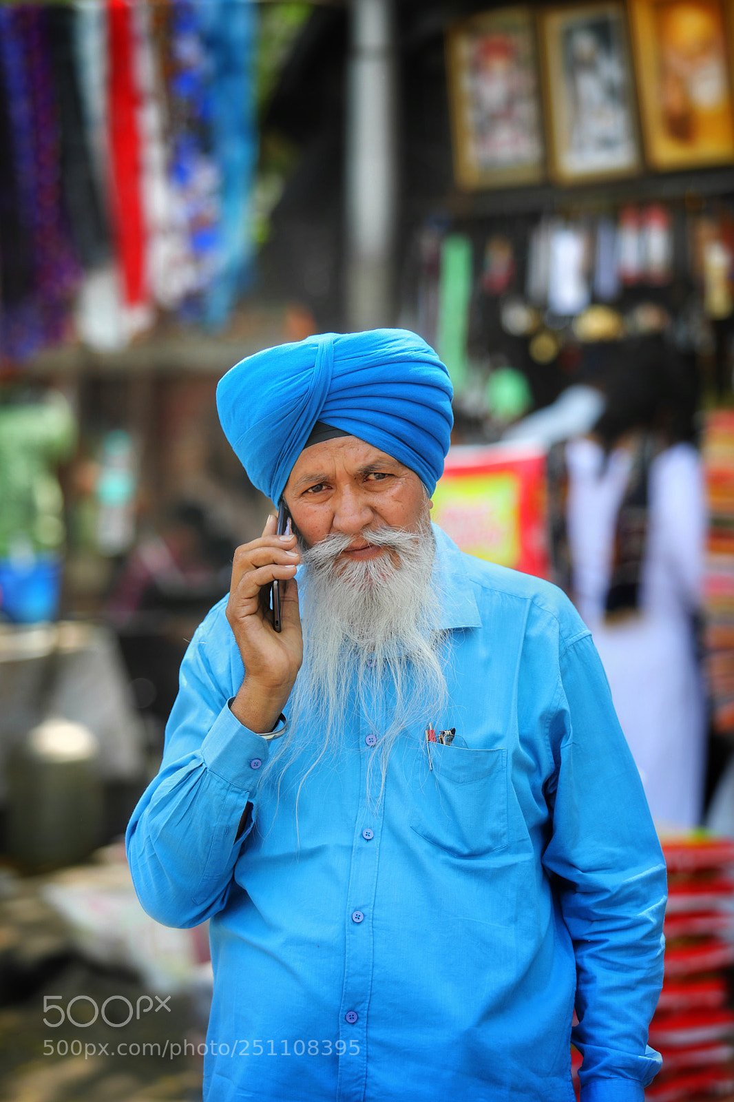 Canon EOS 5D Mark IV sample photo. Connecting people photography