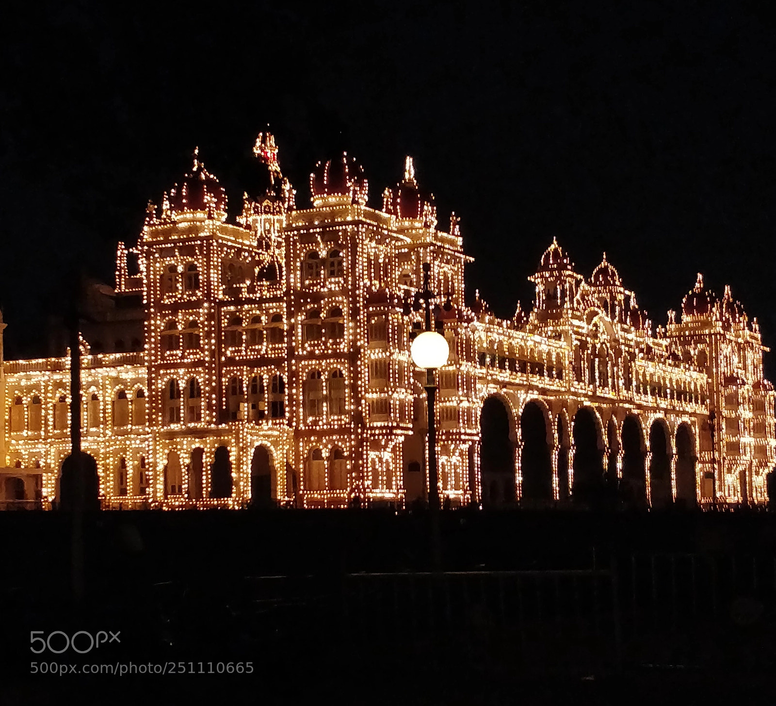 OnePlus 5 sample photo. Magnificient mysuru palace photography