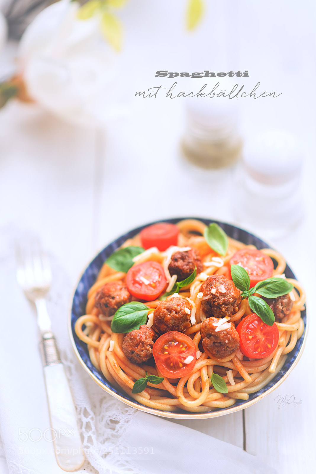 Nikon D610 sample photo. Spaghetti mit hackbällchen photography