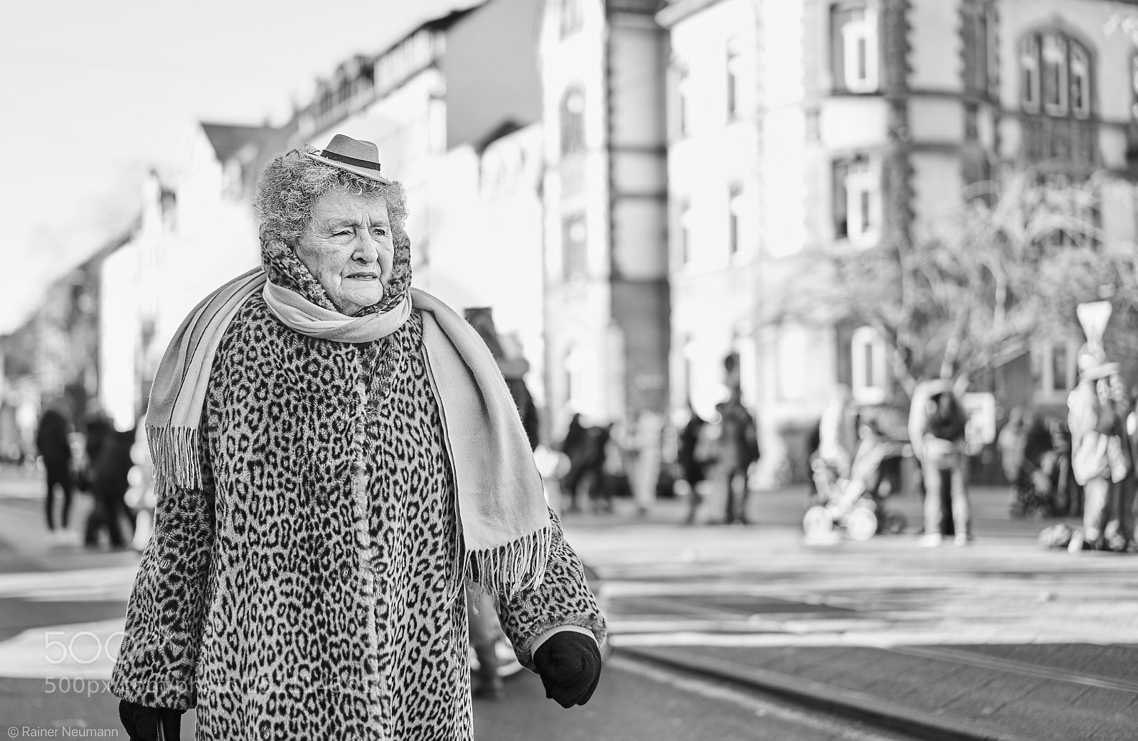 Sony a7R II sample photo. Frau 470 b&w photography