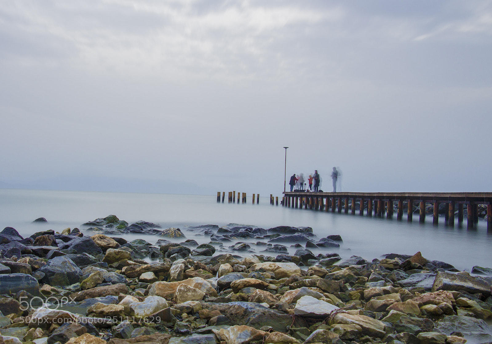 Canon EOS 700D (EOS Rebel T5i / EOS Kiss X7i) sample photo. Pier photography
