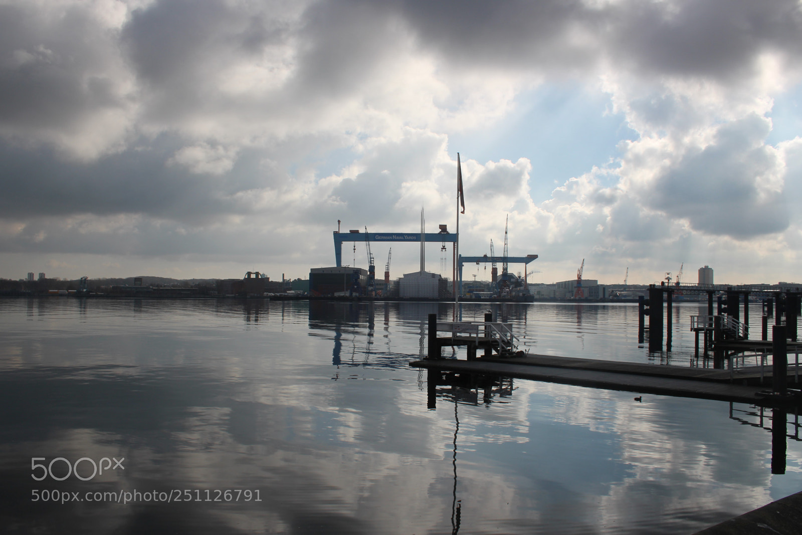 Canon EOS 100D (EOS Rebel SL1 / EOS Kiss X7) sample photo. Clouds over the shipyard photography