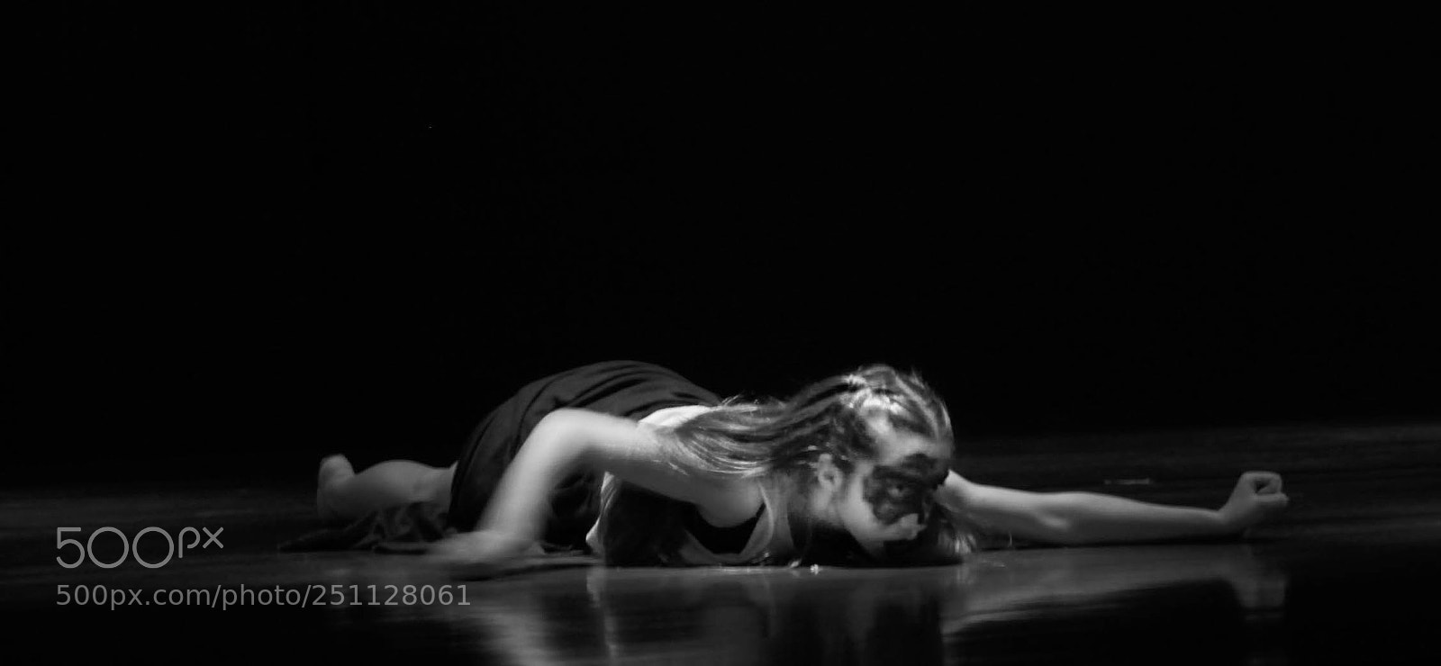 Canon EOS 1100D (EOS Rebel T3 / EOS Kiss X50) sample photo. Dancing photography