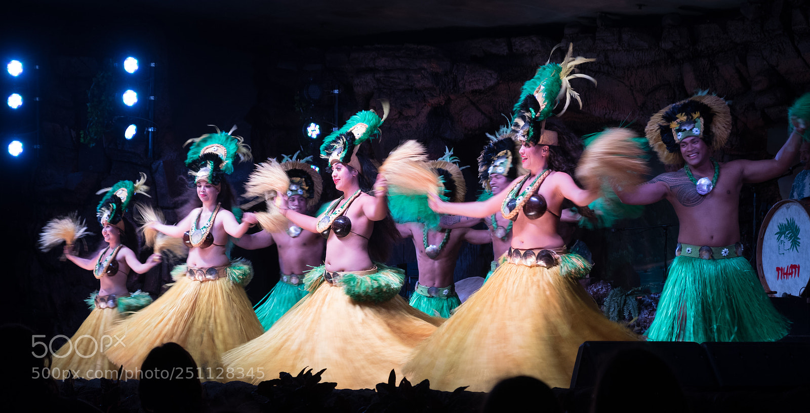 Fujifilm X-T2 sample photo. Luau drums of the photography