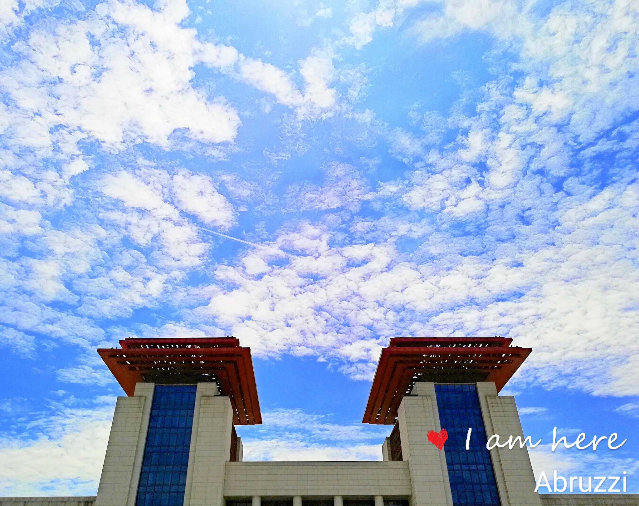 HUAWEI c??Eu?s 6X sample photo. Blue sky photography