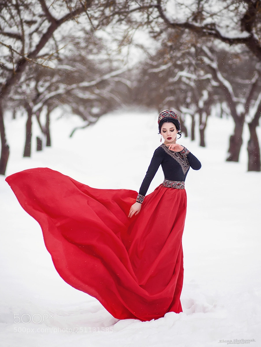 Canon EOS 5D Mark II sample photo. Russian beauty photography