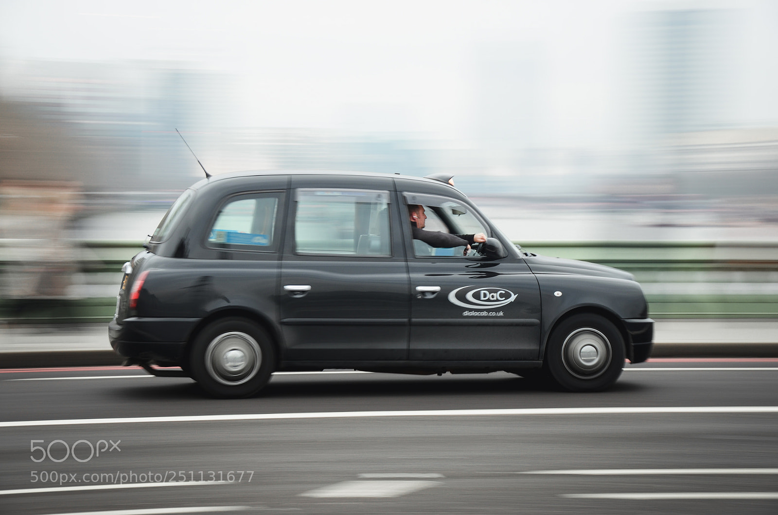 Nikon D7000 sample photo. Rush hour photography
