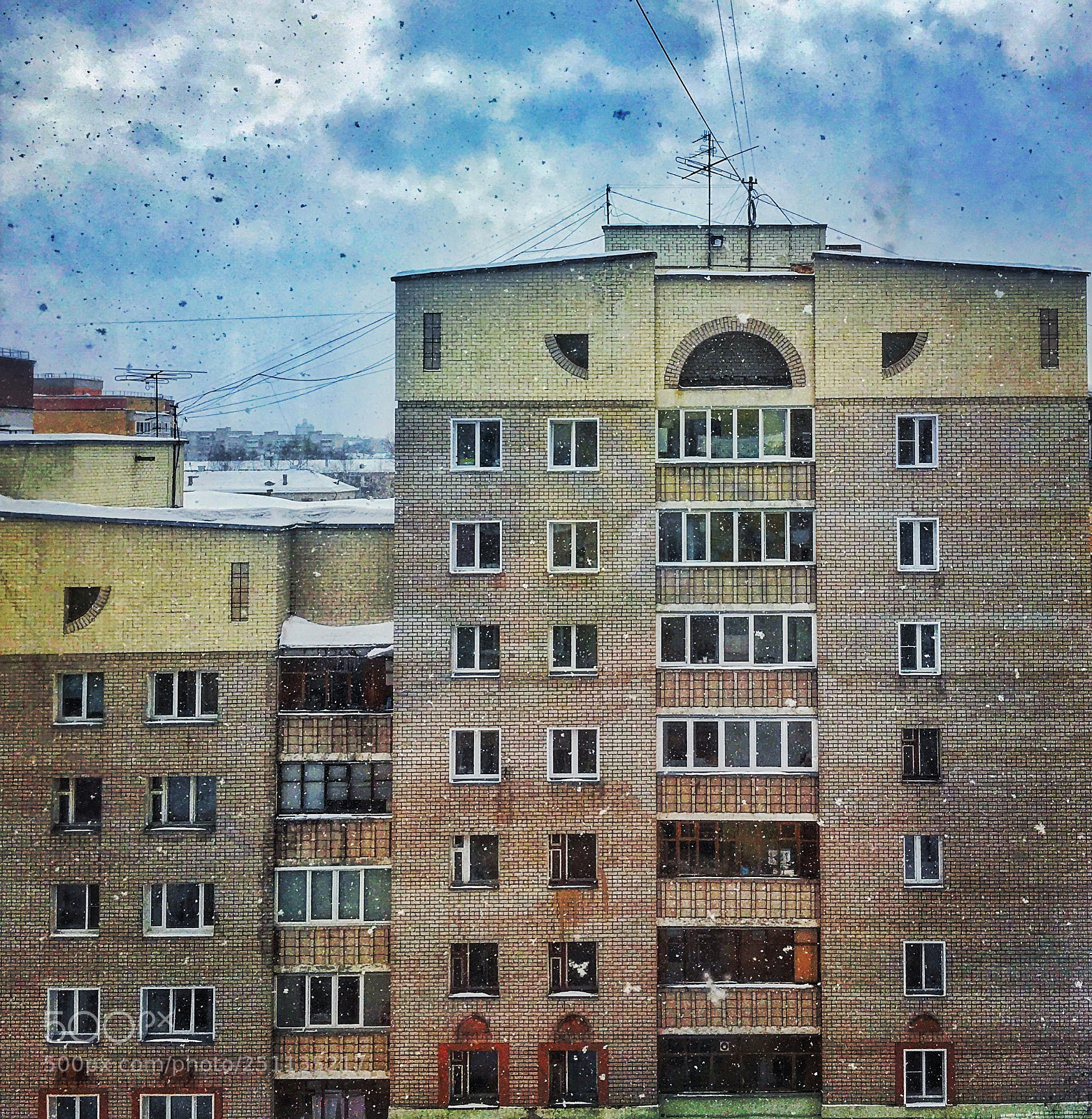 Apple iPhone SE sample photo. Urban sketches photography