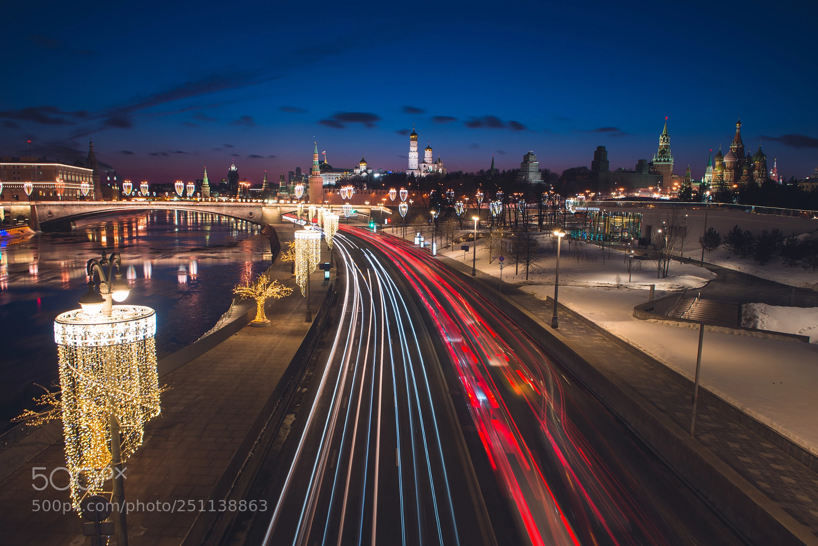 Nikon D800 sample photo. Moscow traffic photography