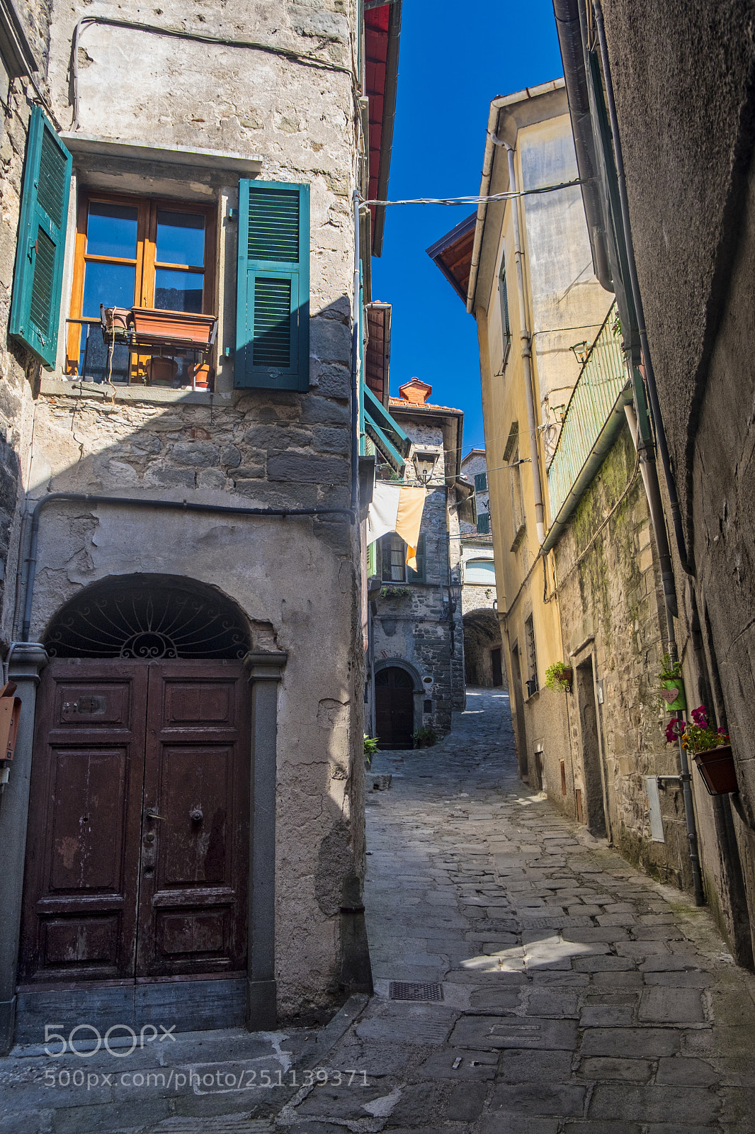 Fujifilm X-T2 sample photo. Pontremoli, historic city in photography