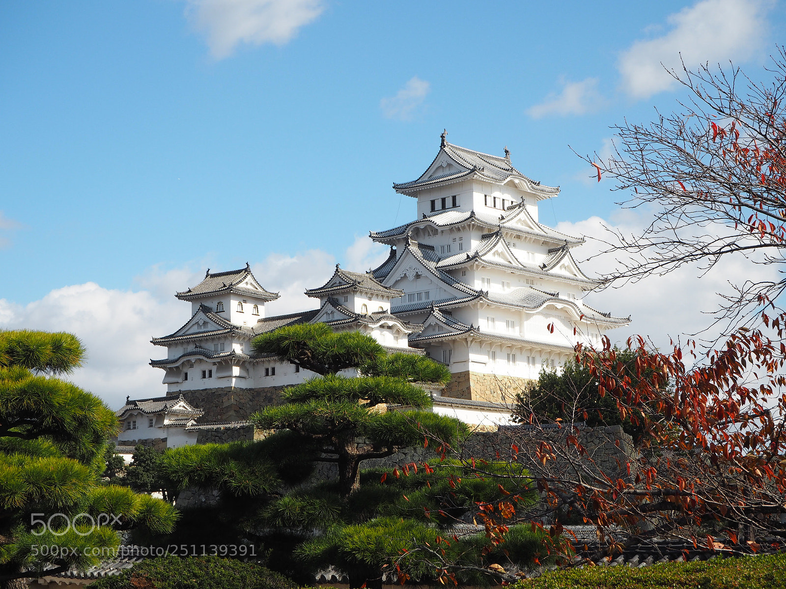 Olympus PEN E-PL7 sample photo. Himeji castle photography