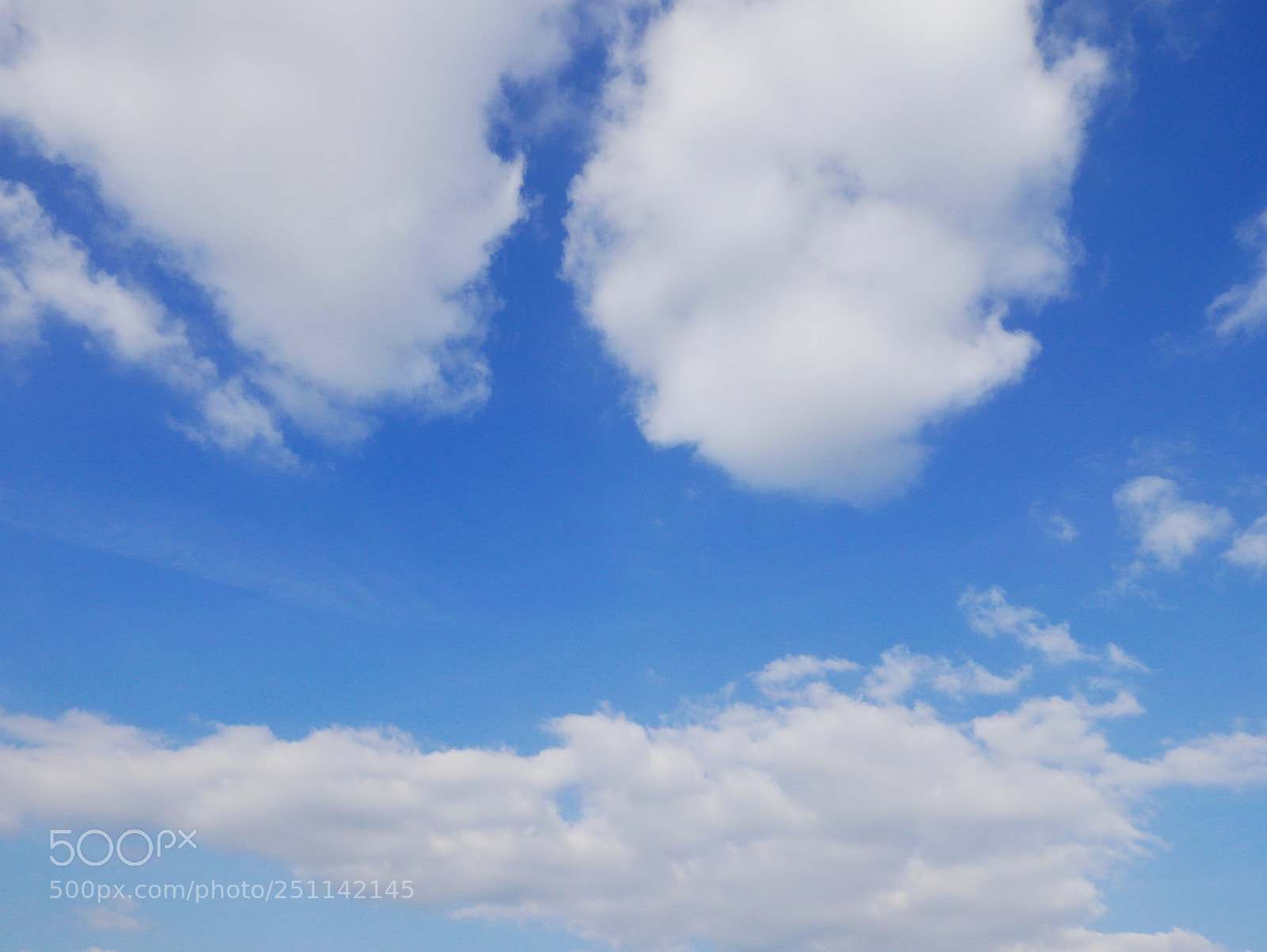 Leica D-Lux (Typ 109) sample photo. Blue and cloudy sky photography