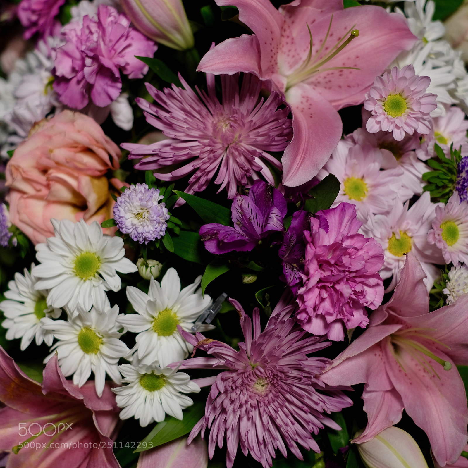 Fujifilm X-E3 sample photo. Funeral flowers photography