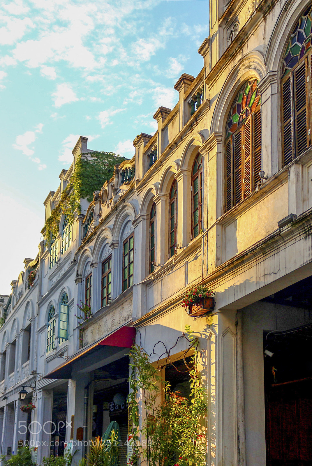 Canon EOS 700D (EOS Rebel T5i / EOS Kiss X7i) sample photo. Haikou old street, china photography