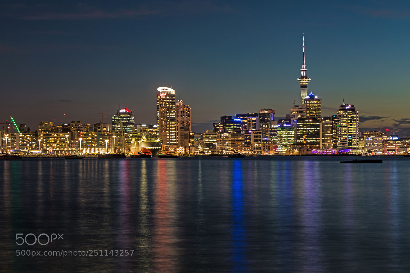 Canon EOS 5D Mark IV sample photo. Auckland skyline photography