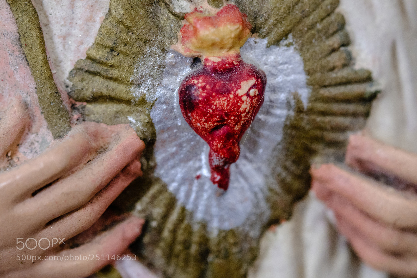 Fujifilm X-T2 sample photo. Sacred heart photography