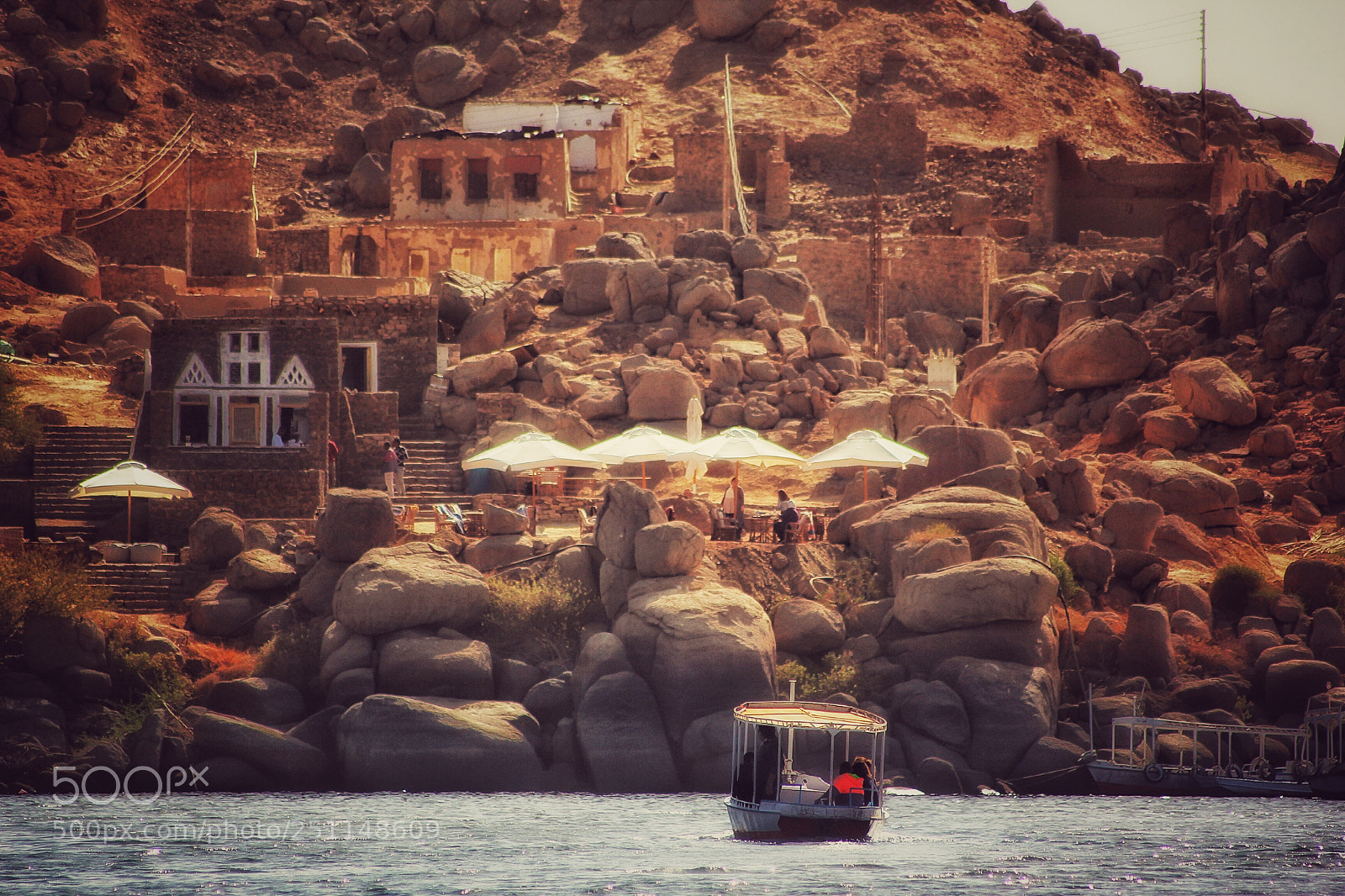 Canon EOS 550D (EOS Rebel T2i / EOS Kiss X4) sample photo. Aswan, egypt photography