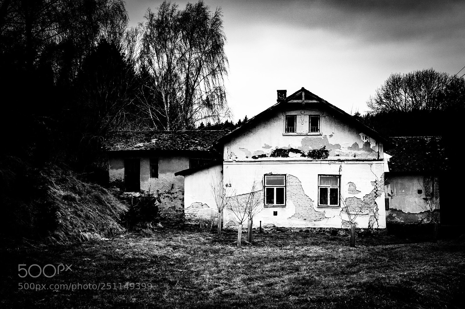 Sony ILCA-77M2 sample photo. Ruin photography