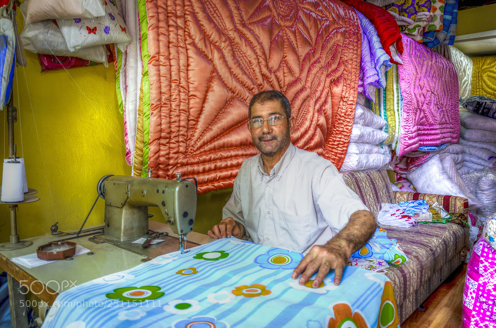 Nikon D5100 sample photo. Quilt artesan photography