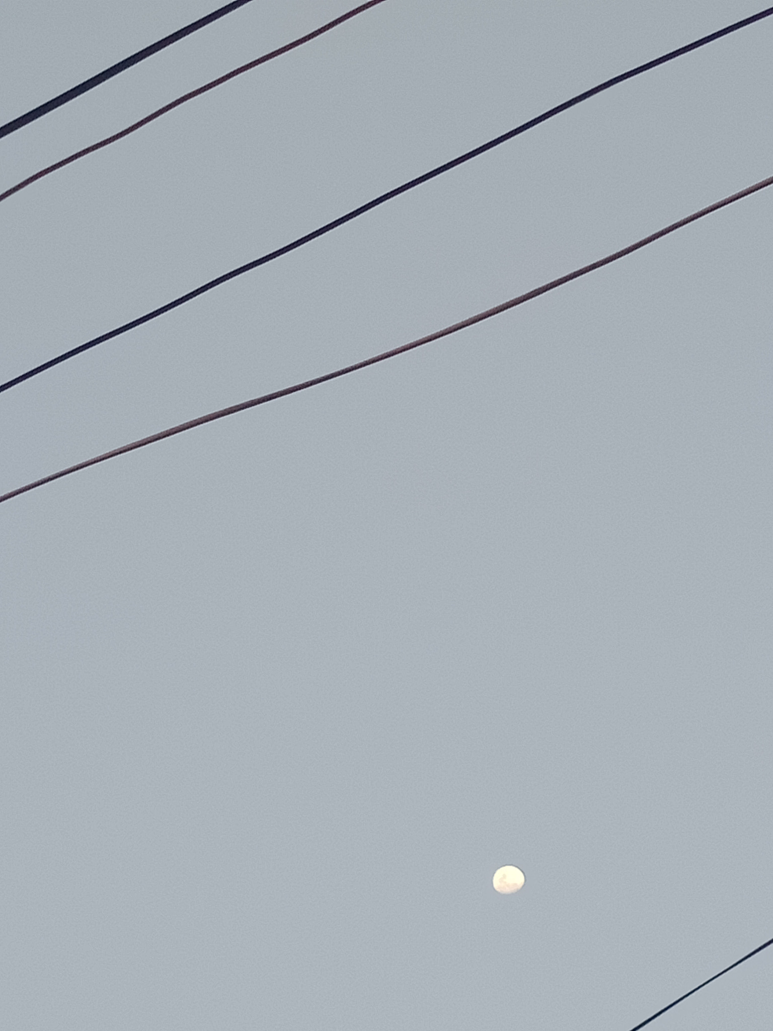 OPPO CPH1723 sample photo. Moon in five line. photography