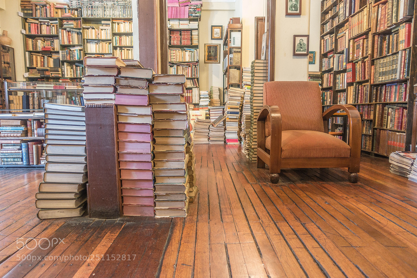 Sony Cyber-shot DSC-RX100 III sample photo. Merlin bookstore in bogota photography