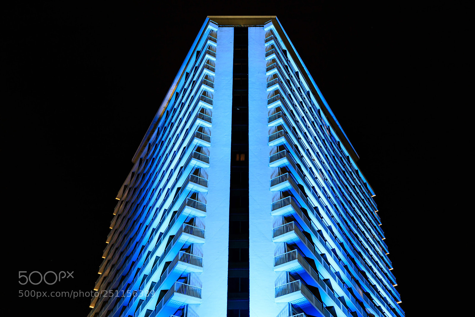 Canon EOS 6D Mark II sample photo. Night stories photography
