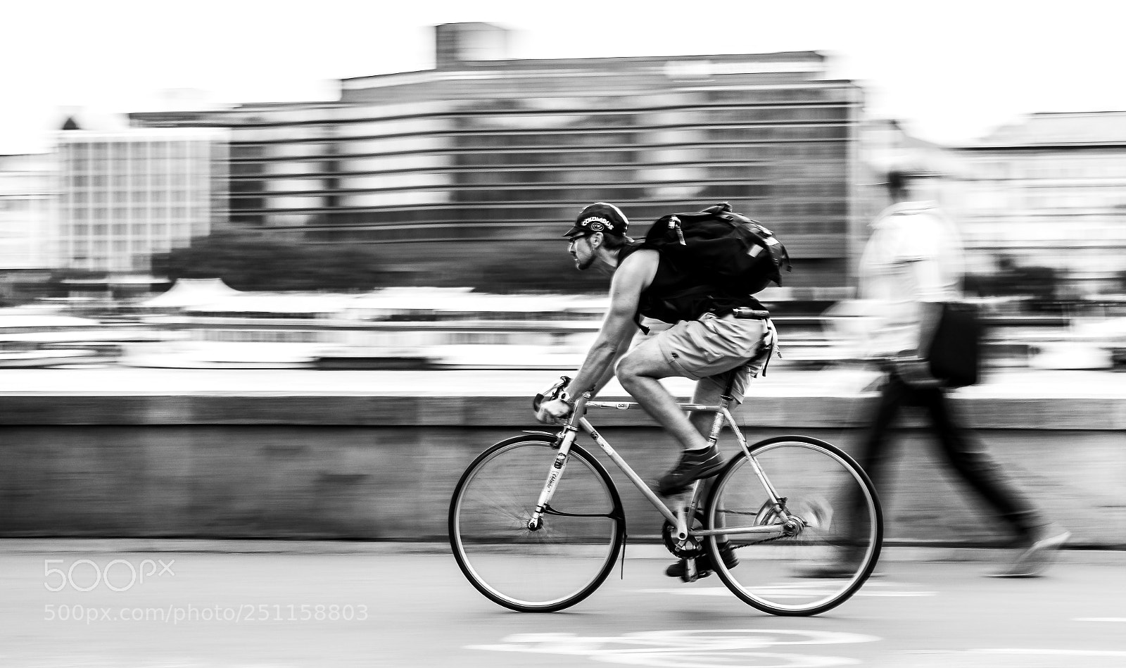 Nikon D3300 sample photo. Svenk on the street photography