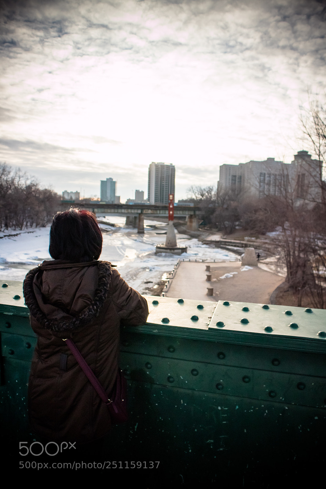 Canon EOS M10 sample photo. Waiting. photography