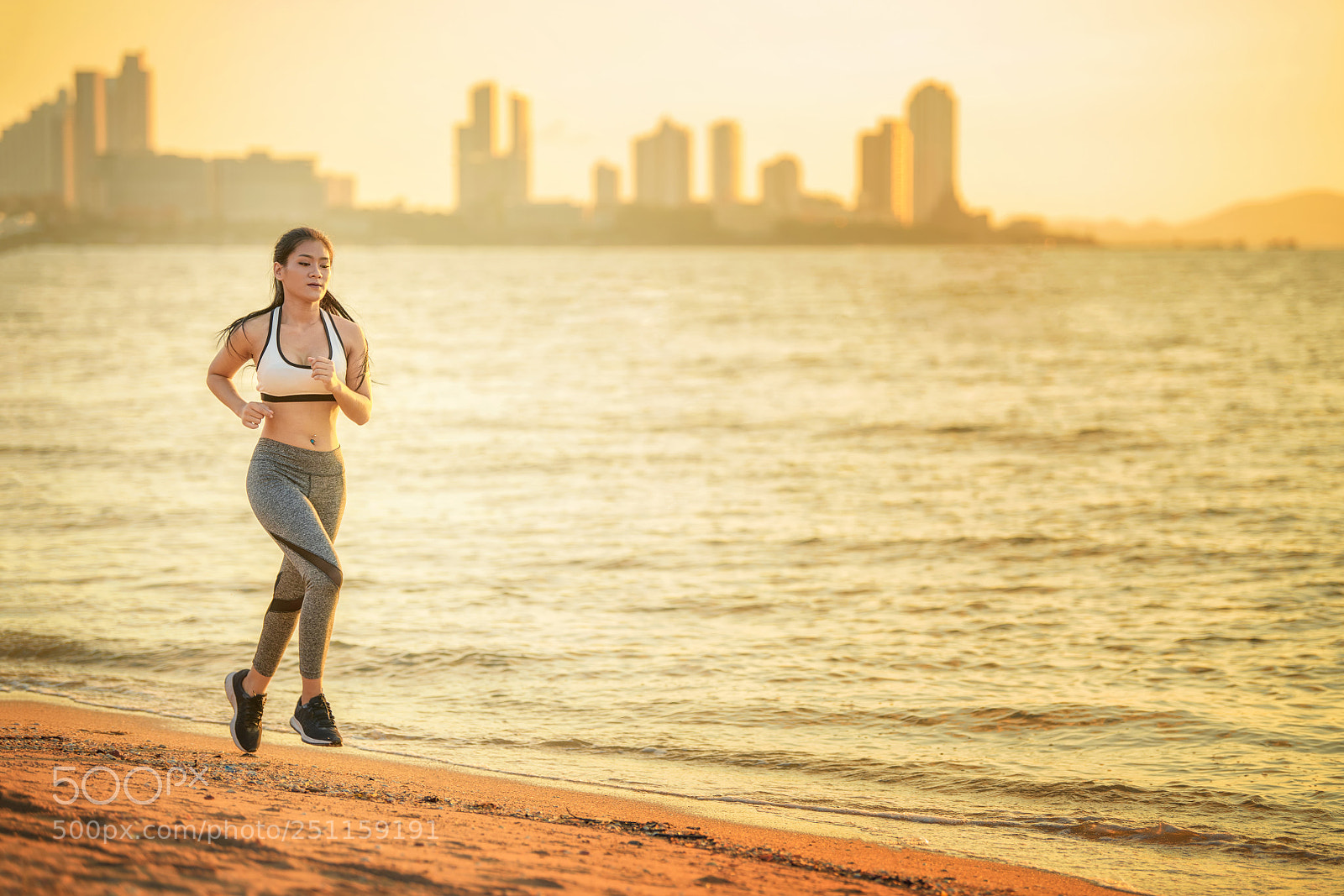 Nikon D850 sample photo. Sporty girl running along photography