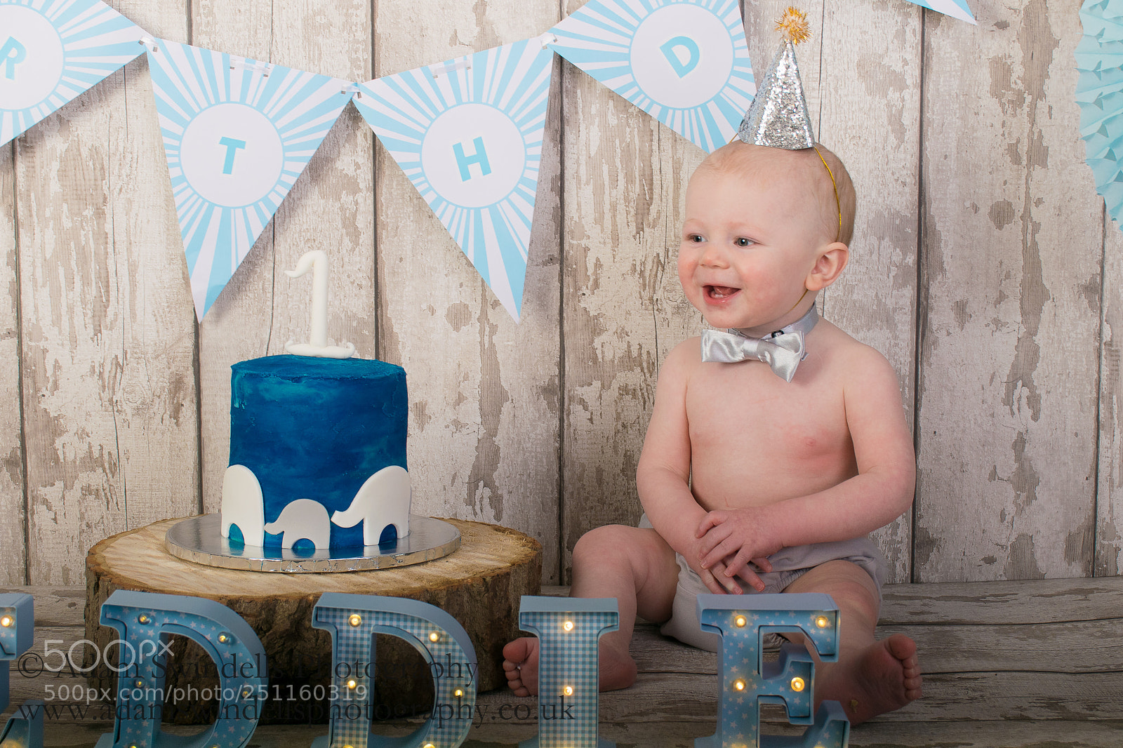 Nikon D5300 sample photo. Cake smash shoot photography