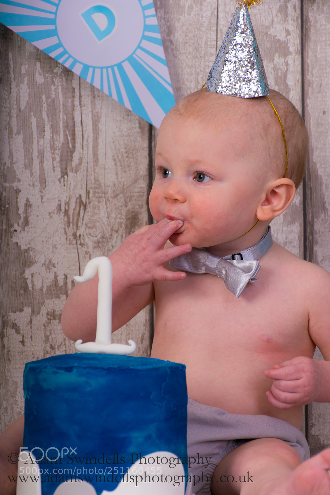 Nikon D5300 sample photo. Cake smash shoot photography