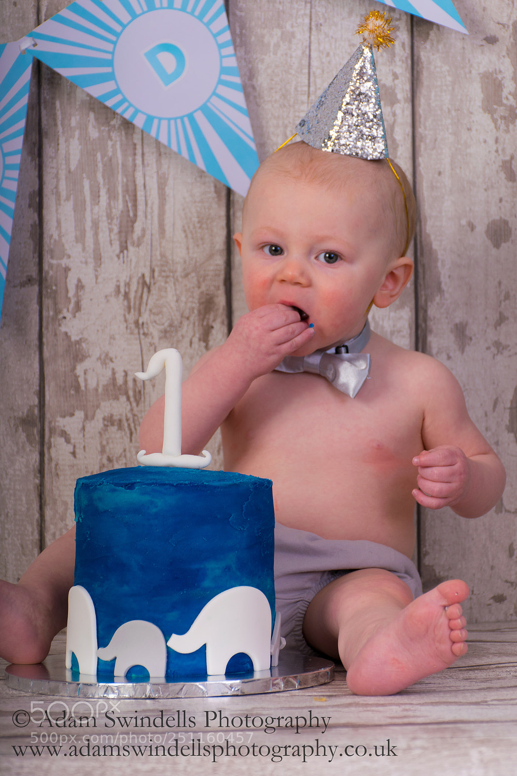 Nikon D5300 sample photo. Cake smash shoot photography
