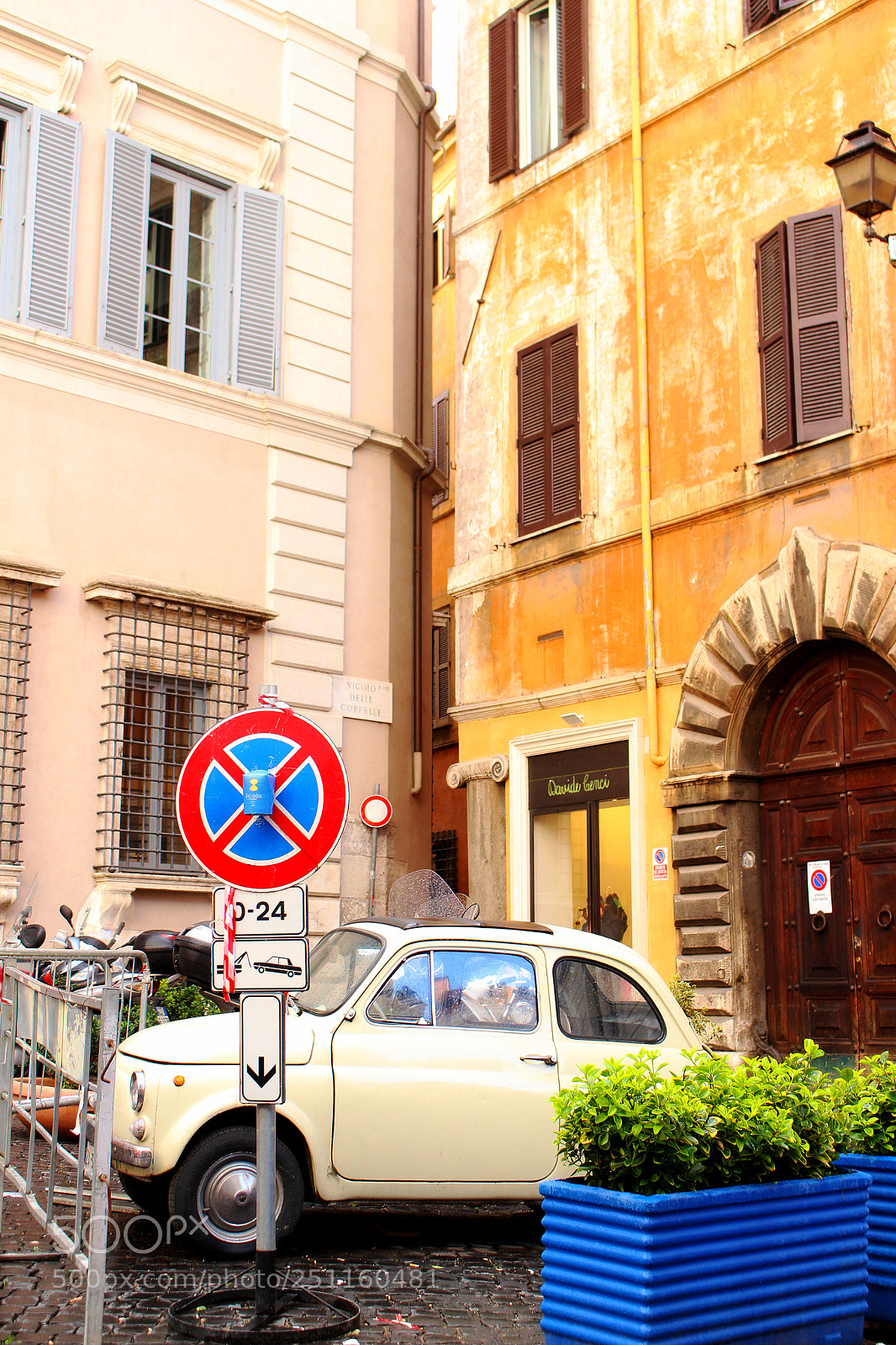 Canon EOS 700D (EOS Rebel T5i / EOS Kiss X7i) sample photo. Rome trip photography