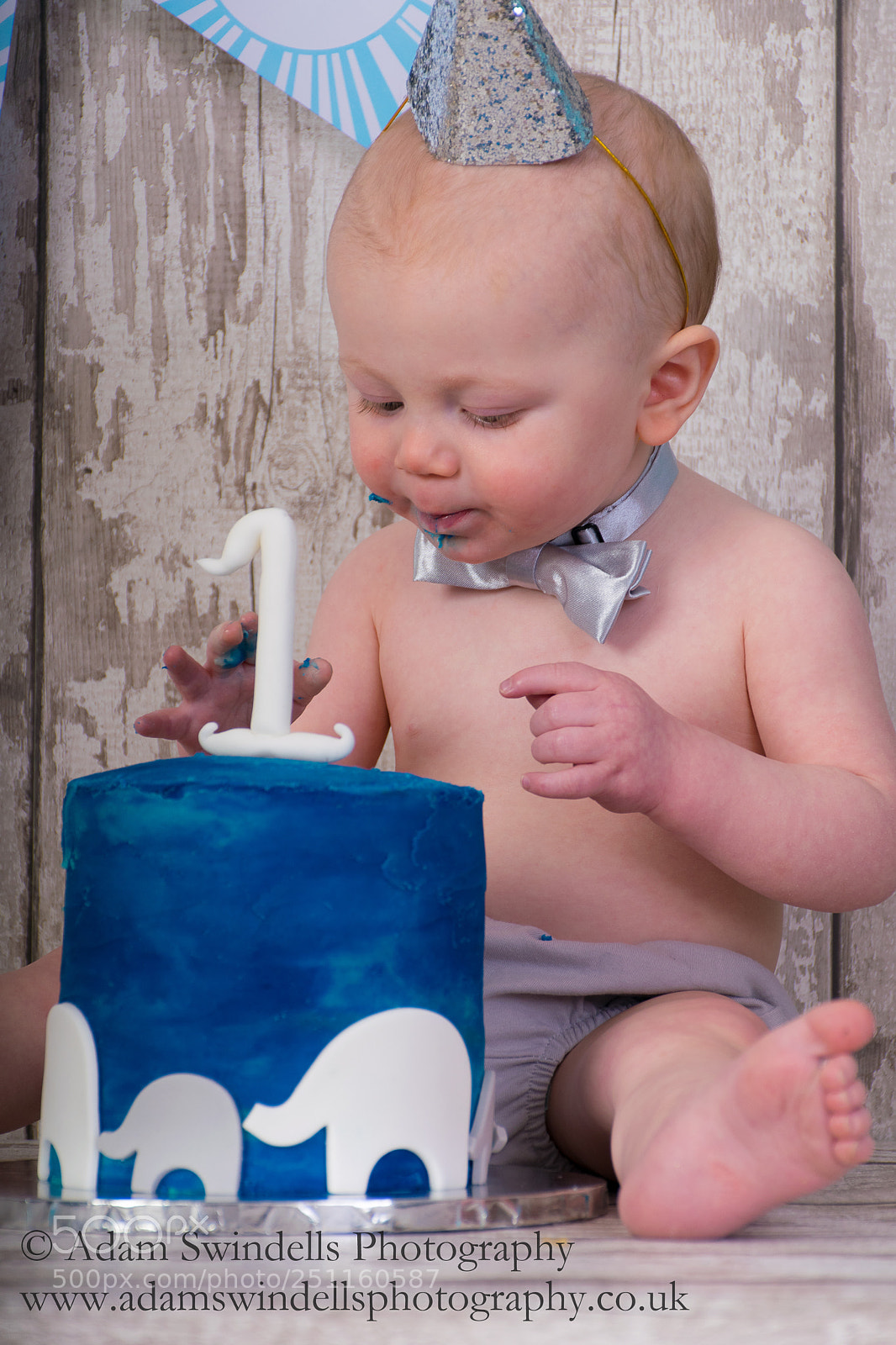 Nikon D5300 sample photo. Cake smash shoot photography