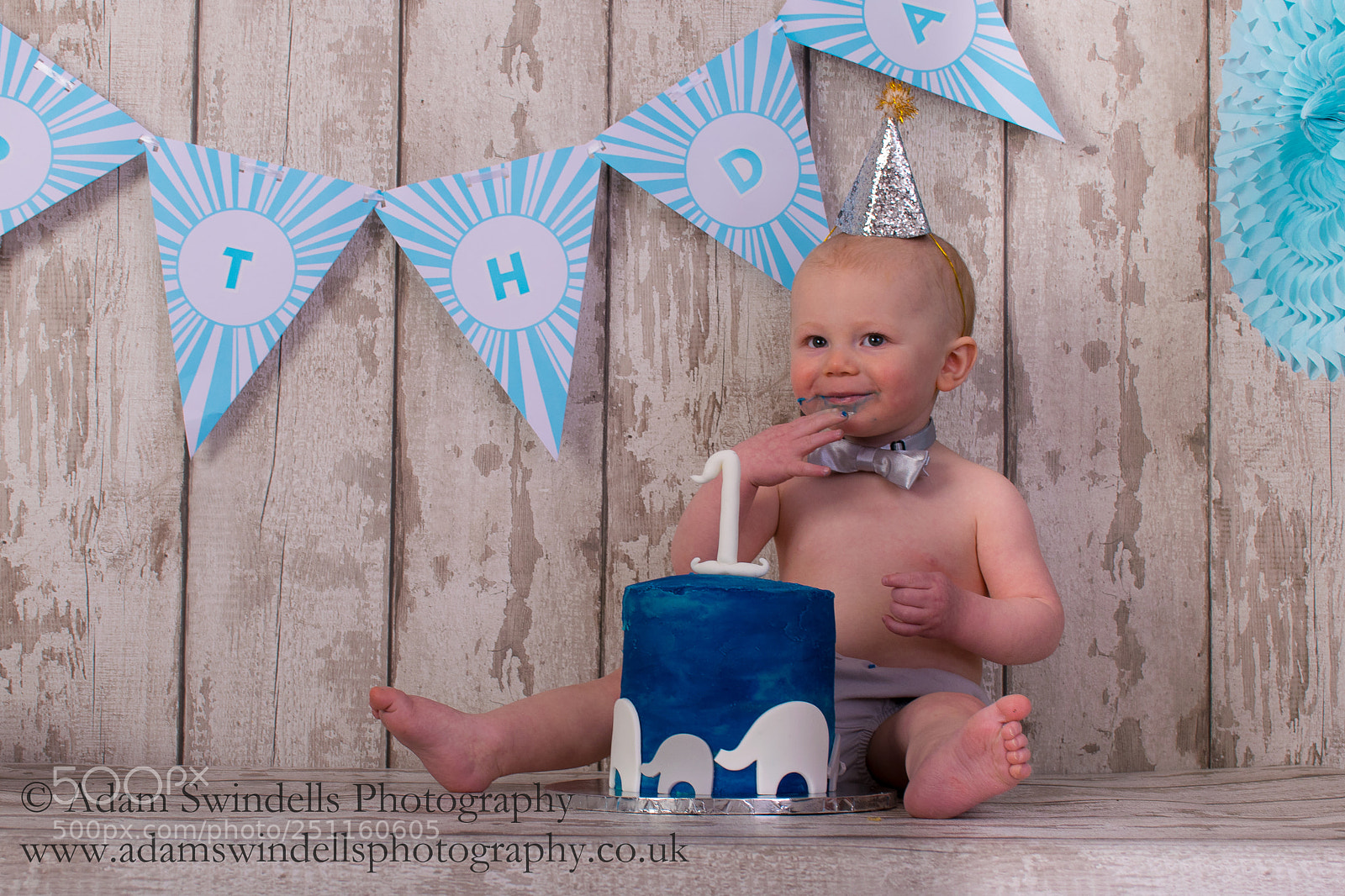 Nikon D5300 sample photo. Cake smash shoot photography