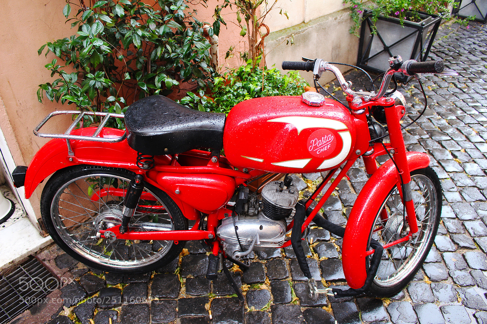Canon EOS 700D (EOS Rebel T5i / EOS Kiss X7i) sample photo. Rome trip photography
