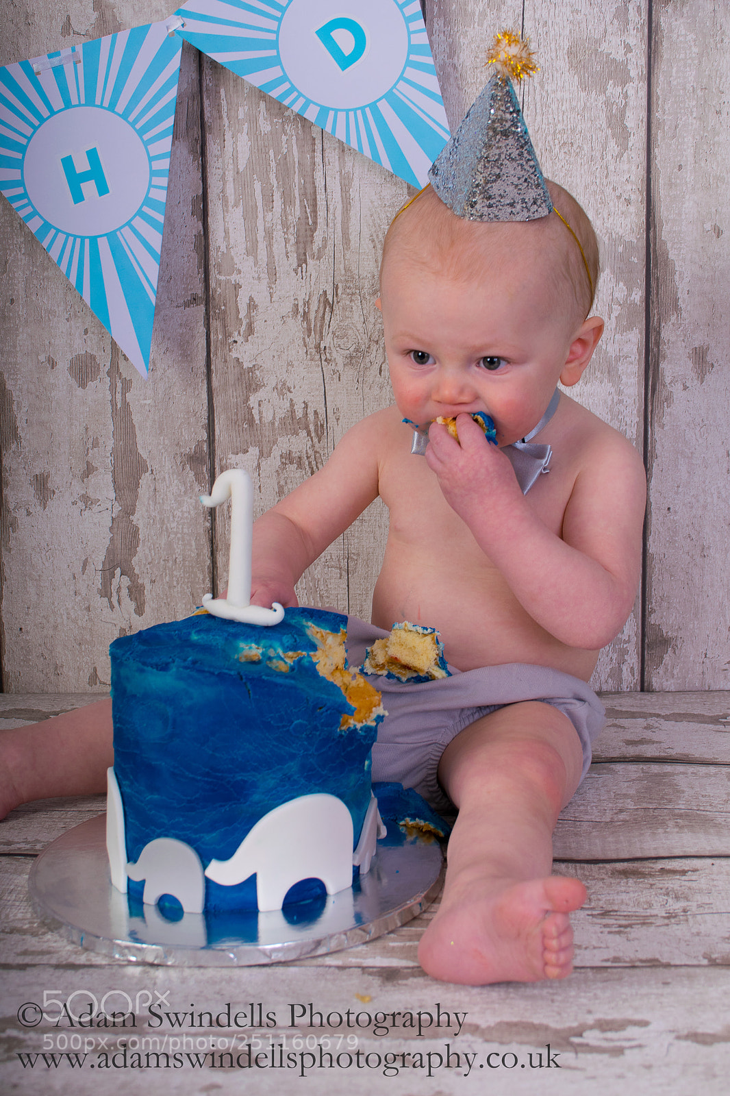 Nikon D5300 sample photo. Cake smash shoot photography